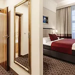 Отель Grandhotel 4*
