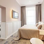 Grandhotel Отель 4*