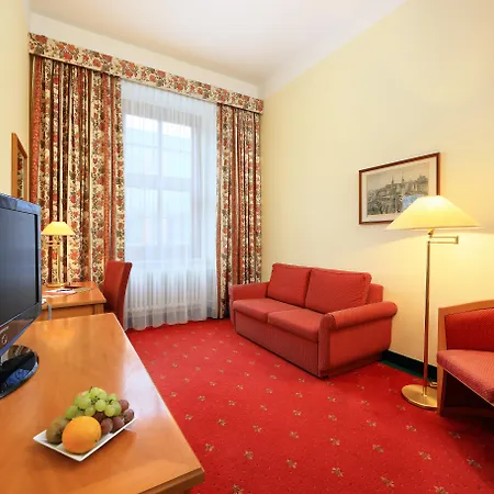 Grandhotel מלון