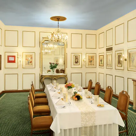 Grandhotel Отель Брно
