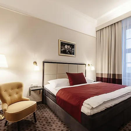 Hotell Grandhotel 4*